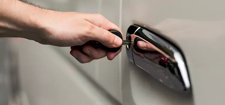 Why Choose Our Auto Locksmith Team in Alliance, OH?